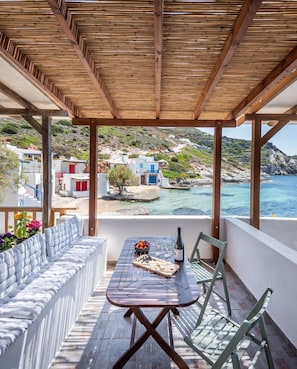 Exterior - ECO SIRMA FLARIS (Milos)