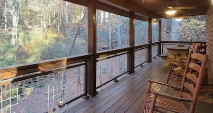 Ruhewald Cabin - Hot Tub, 3 Creeks w/Waterfalls, Remote