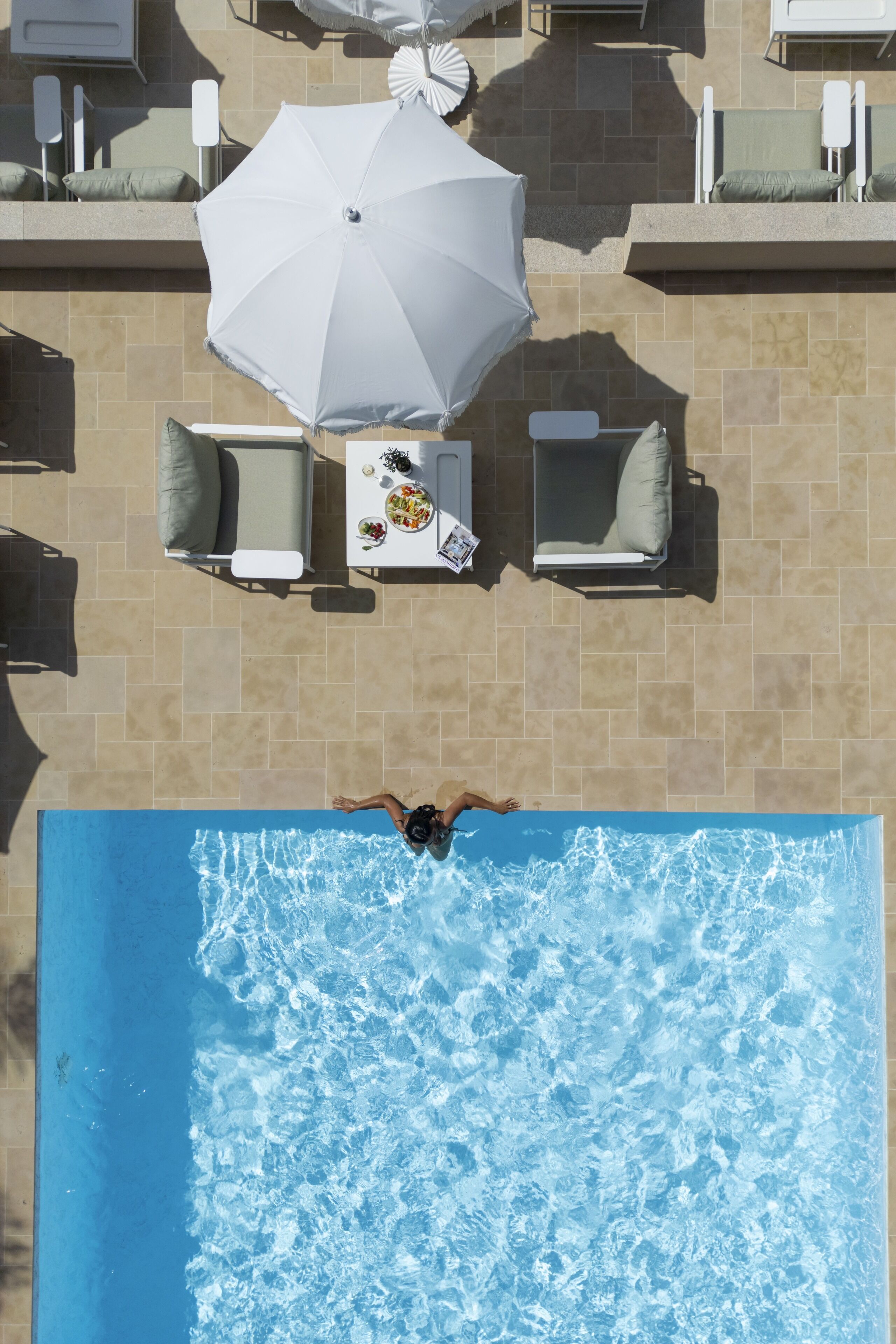 Seasonal outdoor pool, pool umbrellas, sun loungers