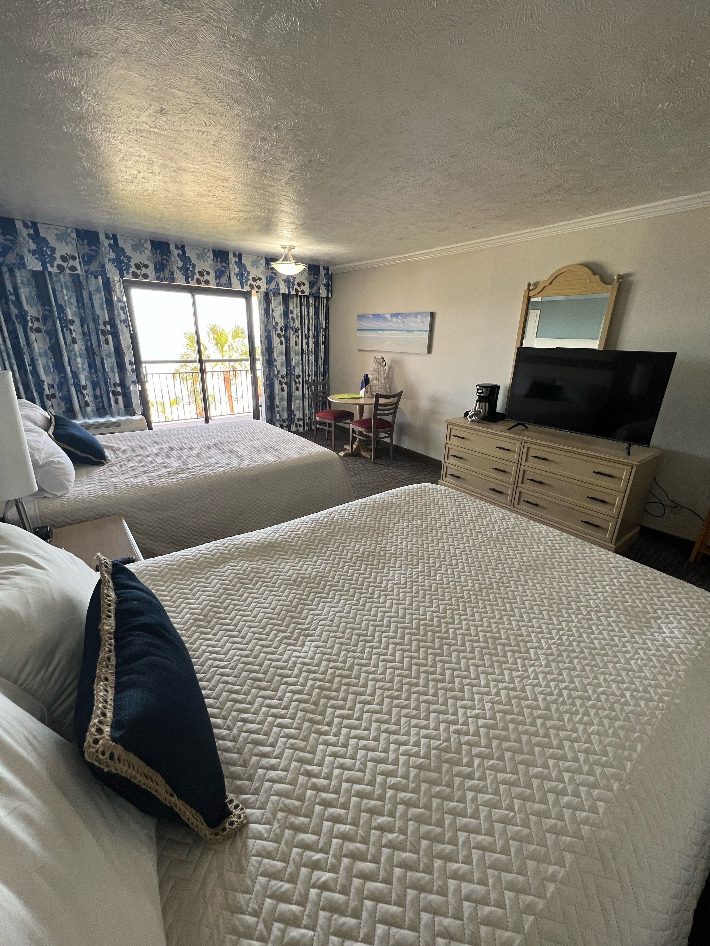 Oceanfront/Voted "9 Best Hotels with Waterparks"