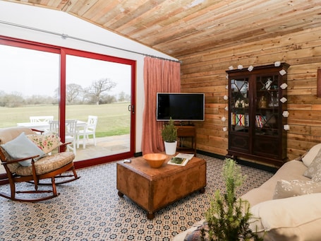 Cottage | Living room. Down the Rabbit Hole
