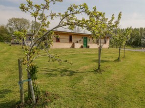 Cottage | Front of property - Down the Rabbit Hole (Bristol)