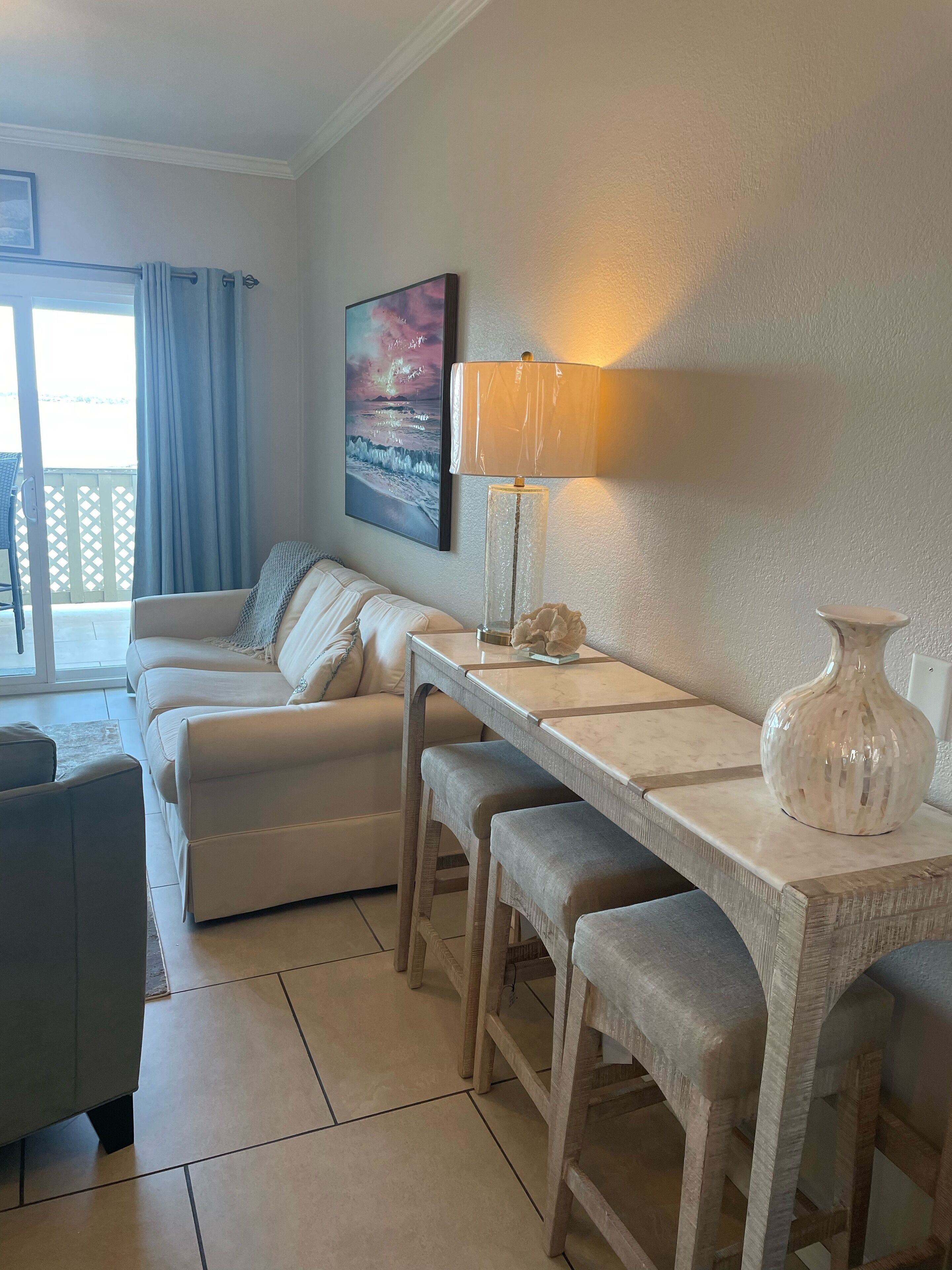 Beautiful Bay front condo with own space for boat & jetski 5 minute walk to gulf