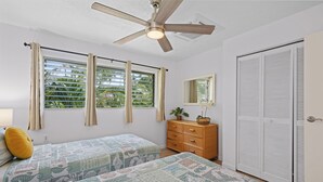 2 bedrooms, iron/ironing board, WiFi (free), bed sheets