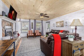 Smart TV, fireplace, video games