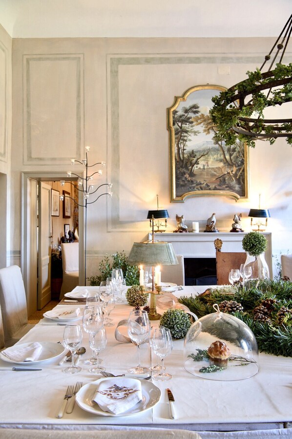 Dining - VILLA IL PRINCIPE - Nine Bedroom Villa, Sleeps 18 (Castellina in Chianti)
