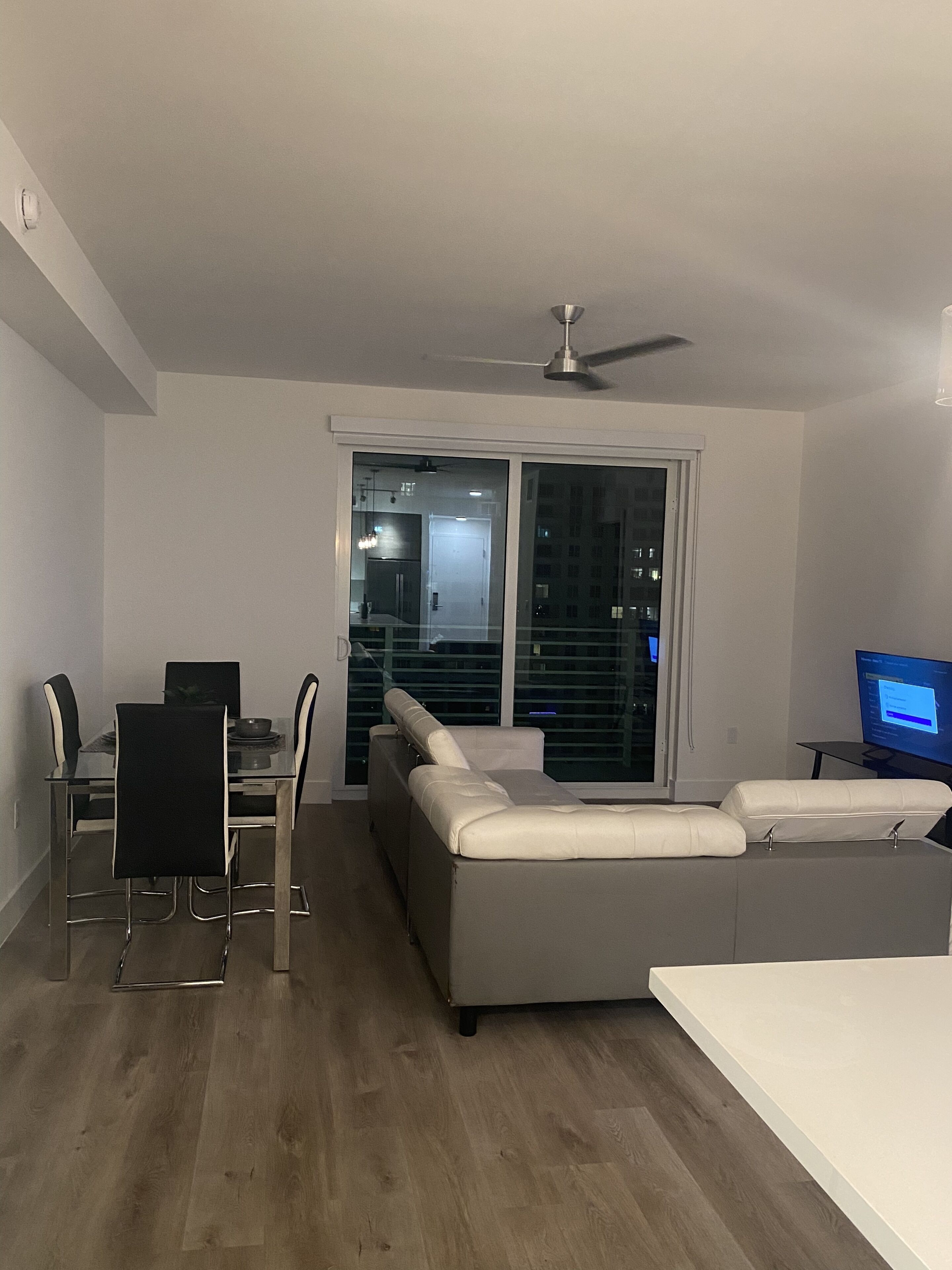 Luxury 2 Bedroom Apartment in the sky.