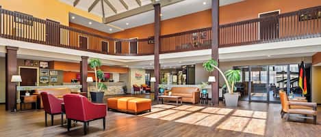 Lobby-lounge