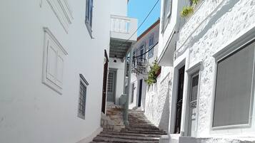 Enceinte de lâhĂ©bergement