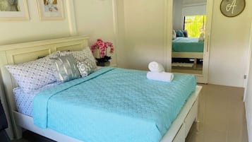 2 dormitorios, tabla de planchar con plancha, wifi gratis y ropa de cama