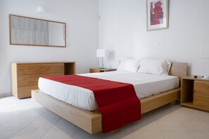 3 Schlafzimmer, Bügeleisen/Bügelbrett, WLAN, Bettwäsche