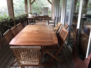 Outdoor dining - Pretty villa in a green setting close to the beach (LEGE CAP FERRET)