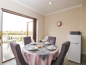 Interior - Annex Chetnole (Bristol)