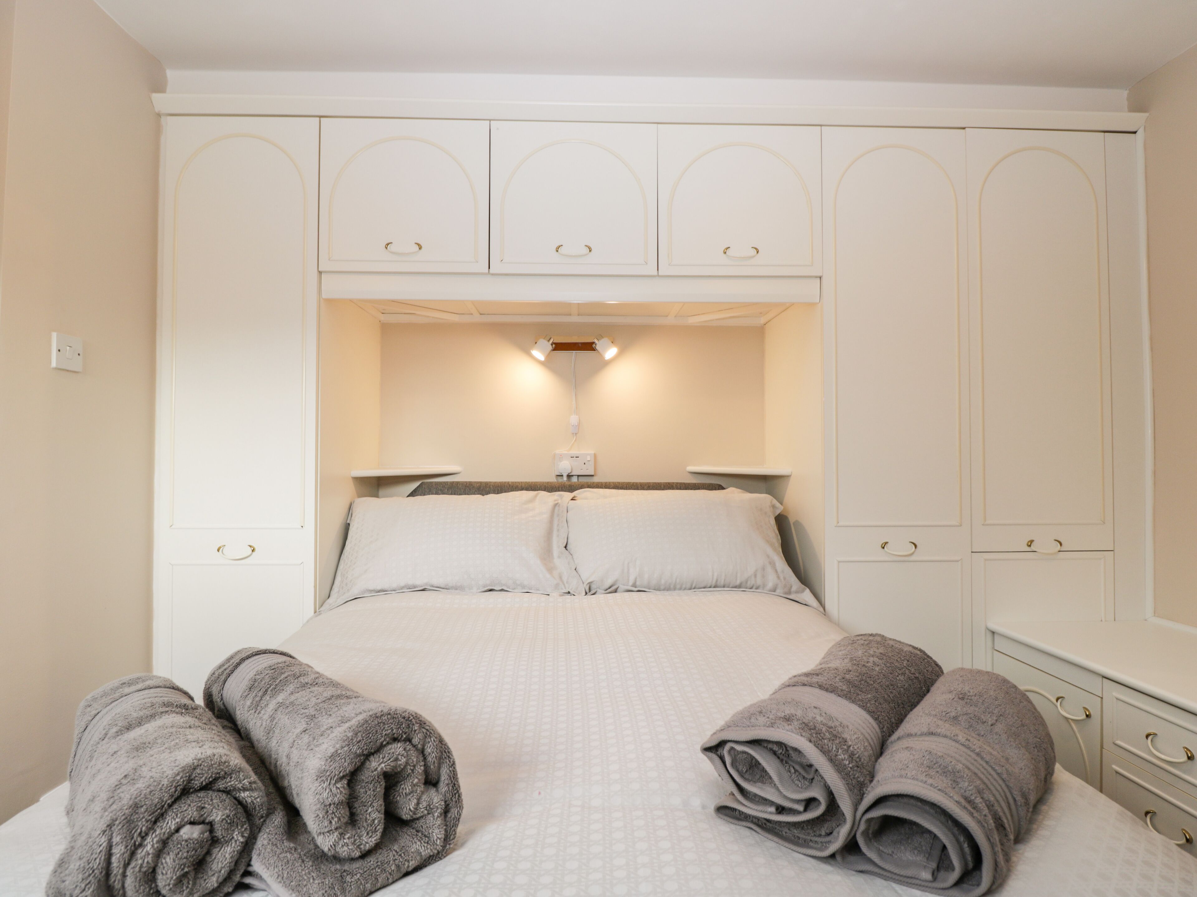 คอทเทจ | ภายใน