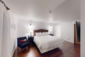 3 bedrooms, WiFi, bed sheets - Dog-friendly Old Town Empire Condo near resort w/ ski storage (Park City)