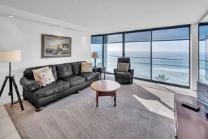 智能電視、DVD 播放機、書籍