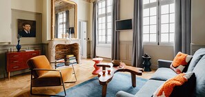 Appartement N° 201 : 2 chambres | Coin séjour