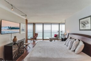 2 多间卧室、办公桌、熨斗/熨衣板、免费 WiFi