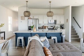 Smart TV y chimenea