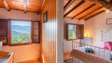 2 Schlafzimmer, Reisekinderbett, kostenloses WLAN