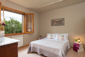 2 habitaciones, cuna de viaje y wifi gratis 