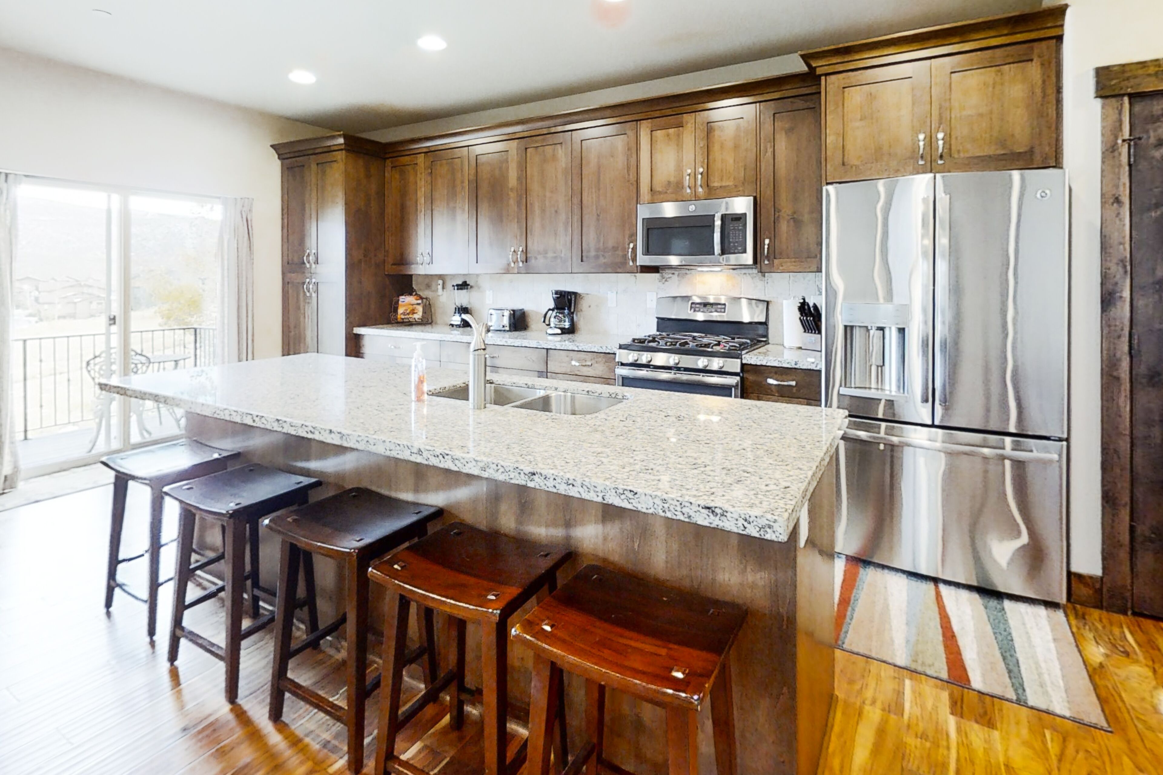 Mountain Townhome with Hot Tub - Near Park City & Jordanelle Marina