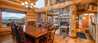 Luxury Log Cabin-Windham Mountain.  Amazing sunsets, large lawn, deck, fireplace