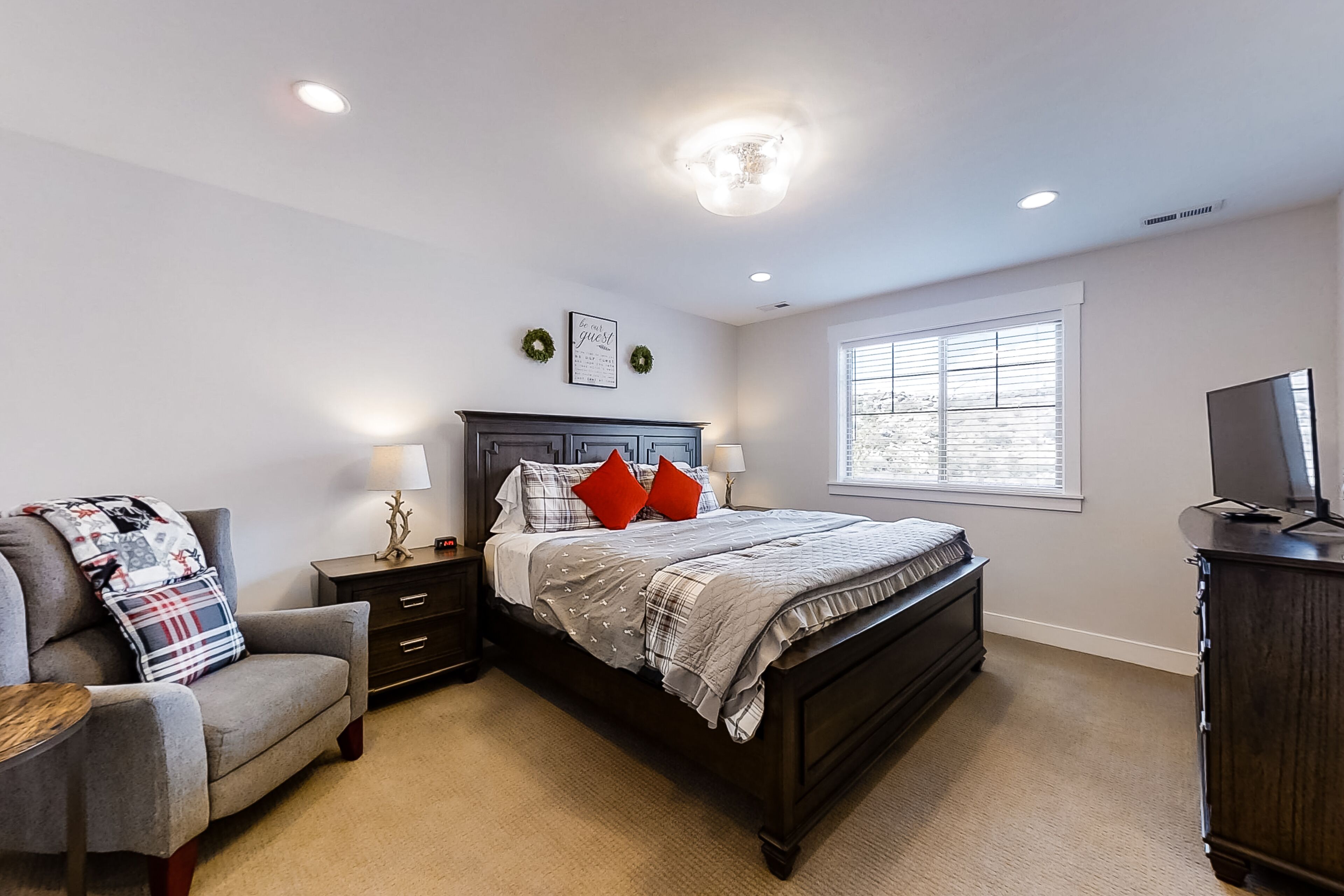 Cozy Park City Escape with Arcade Games - Near Jordanelle Gondola