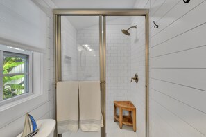 Hiustenkuivaaja