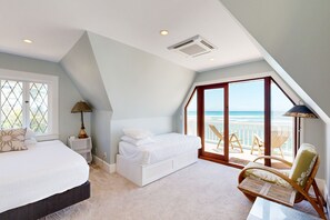 3 bedrooms, iron/ironing board, Internet, bed sheets