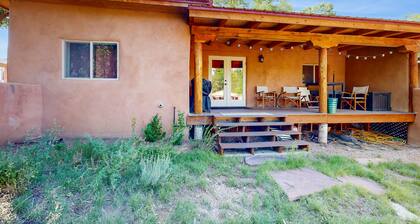 Renovated Modern Adobe Home | Outdoor Oasis & Steam Showers | Walk to Taos Plaza