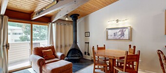 Sierra Del Sol | Ski-In, Ski-Out Townhome & Slope-View Balcony