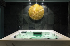 Türkisches Bad/Hamam, Körperbehandlungen, Aromatherapie