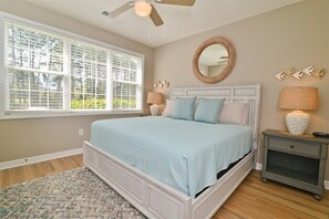 2 chambres, fer et planche à repasser, Wi-Fi, literie fournie