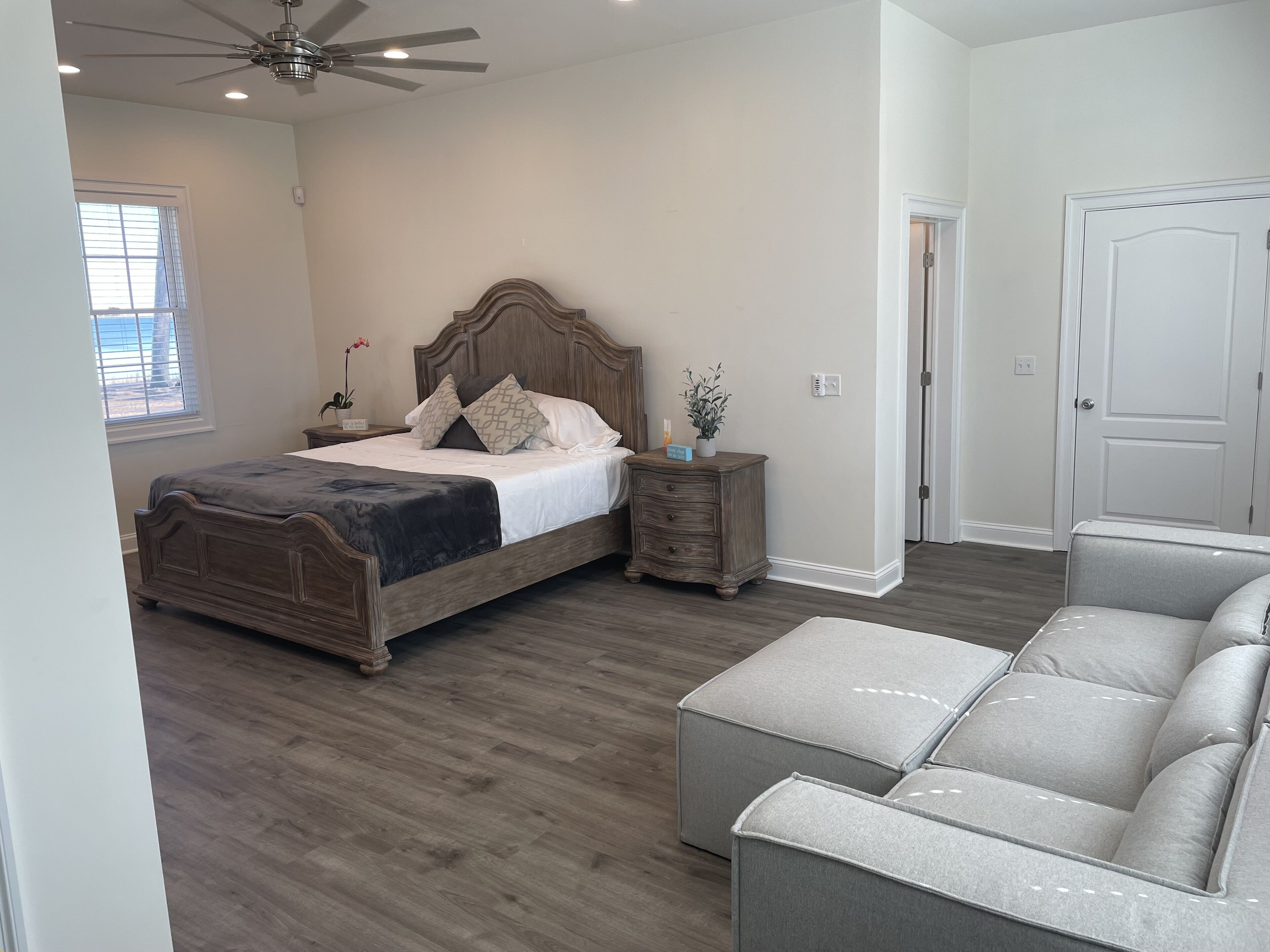 3 chambres, bureau, fer et planche à repasser, Wi-Fi gratuit