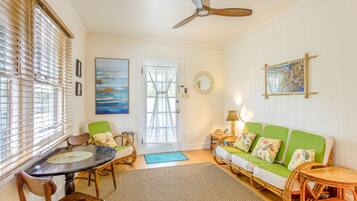 Télévision à écran plat, chaßne hi-fi