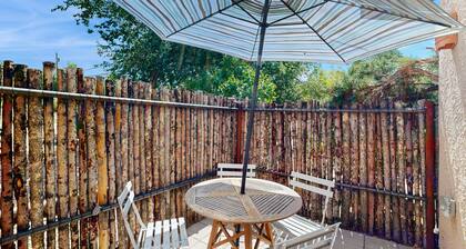 Casa Escondida - AC, Free WiFi, Full Kitchen, Private Patio & Grill