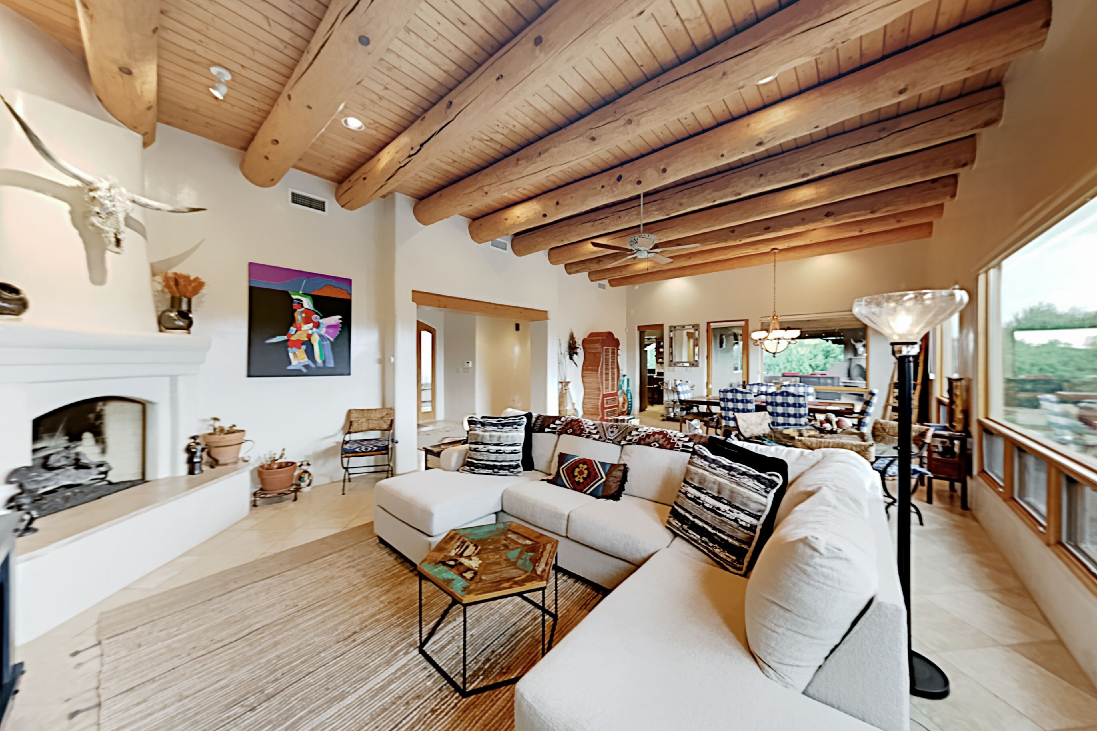 Casa del Oso - luxury updates, central AC & Sangre de Cristo Mountain views