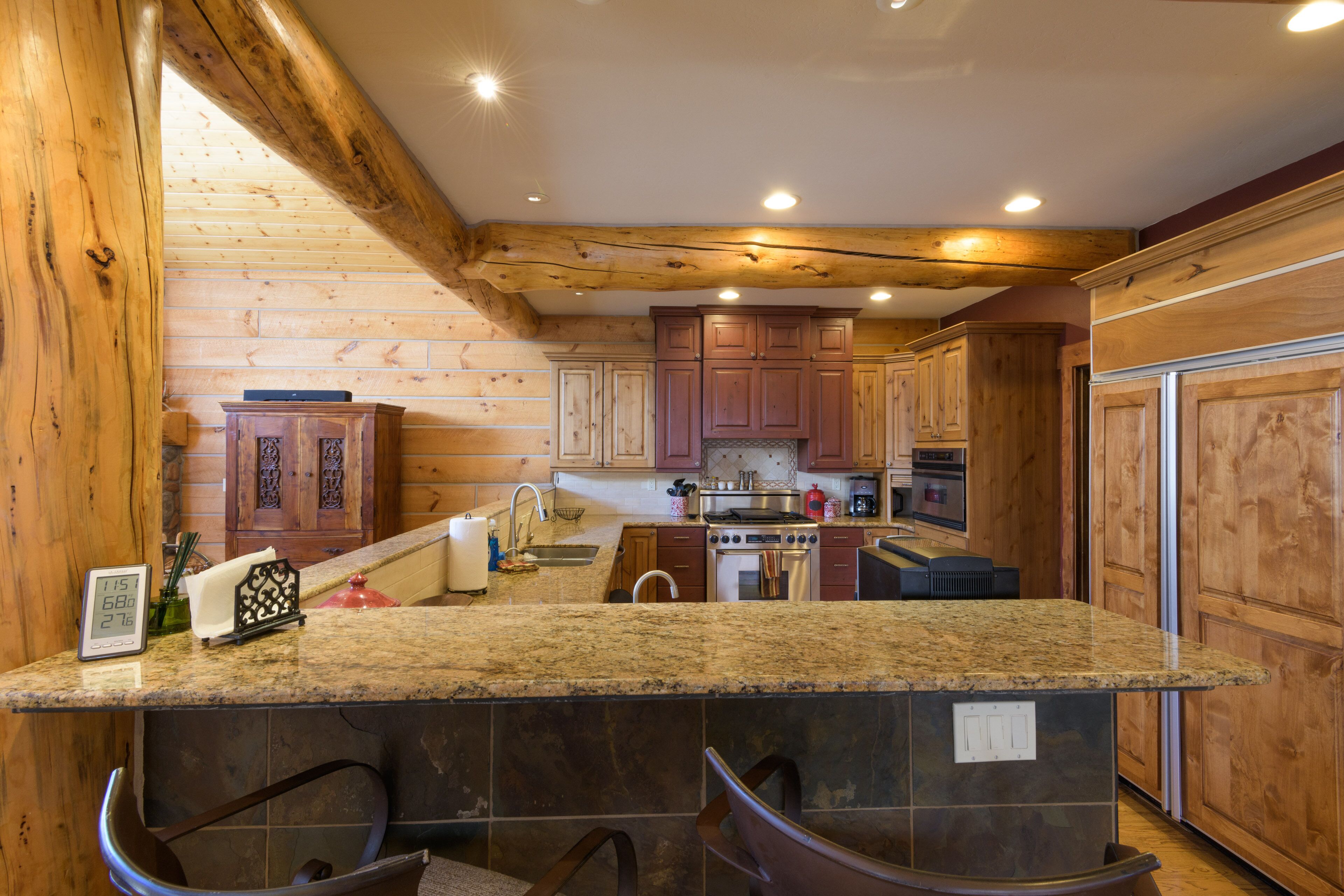 Spacious, Luxury Log Home! Private River Frontage