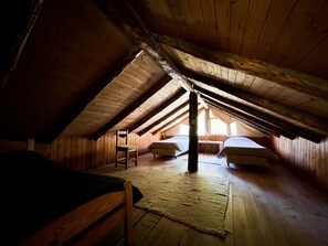 Comfort Cabin | Premium bedding, down duvets, individually decorated - Valle del Carrileufu (La Bolsa)