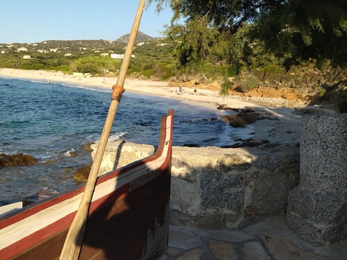 2-bedroom apartment 5 km from the beautiful beaches of Ile Rousse