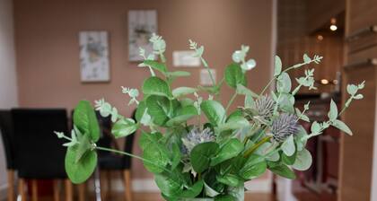 Centrally located 1BR Apt | Edg Cricket, University of Bham, Priory Hosp & Park