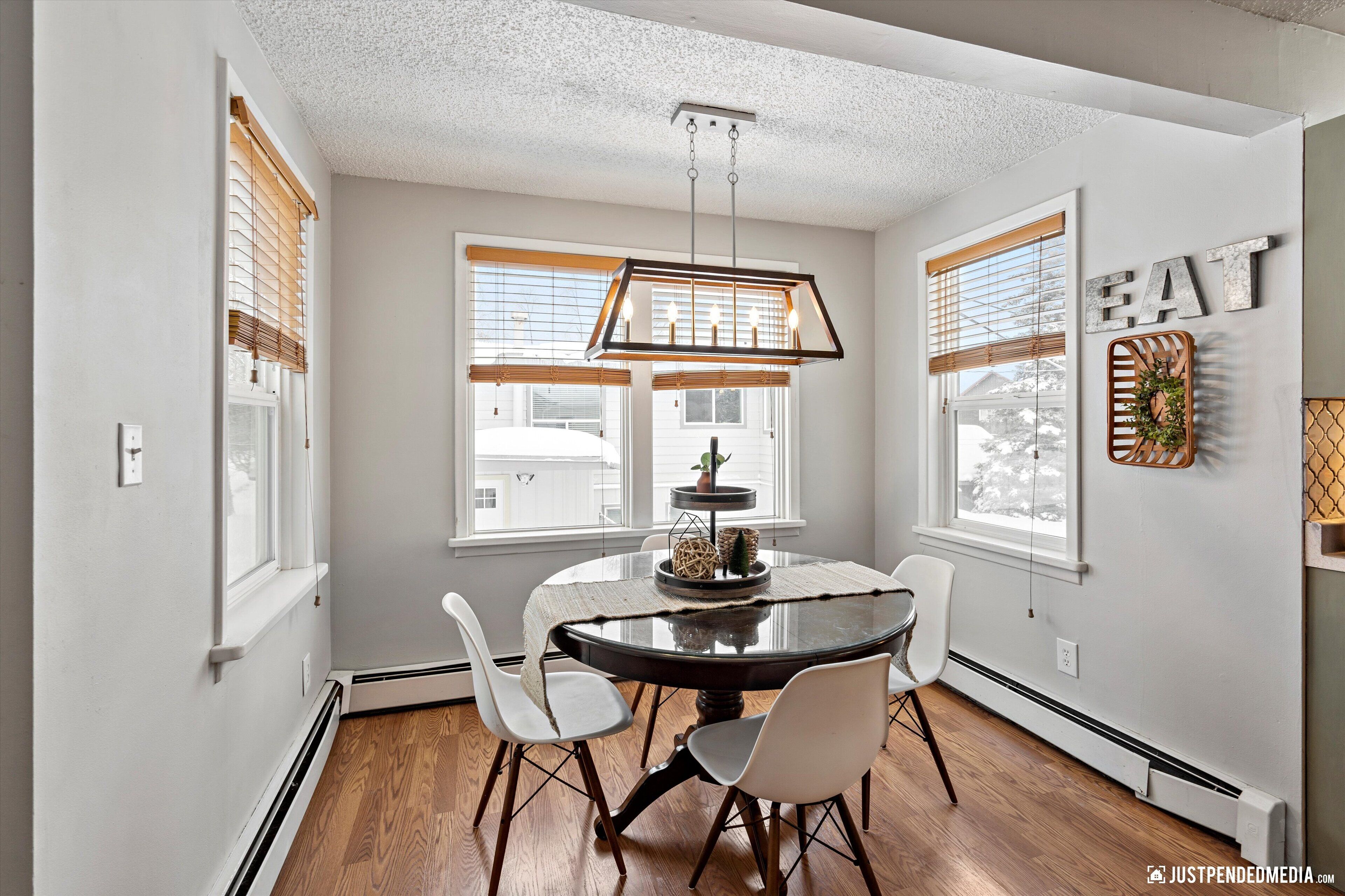 The Turnagain House • Bright & Cozy • Near Airport