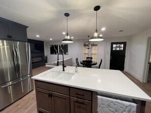 Interior - The Retreat on 2nd St (Justin)