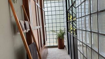 Deluxe Room | In-room safe, iron/ironing board, free WiFi, bed sheets