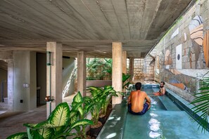 Udendørs pool