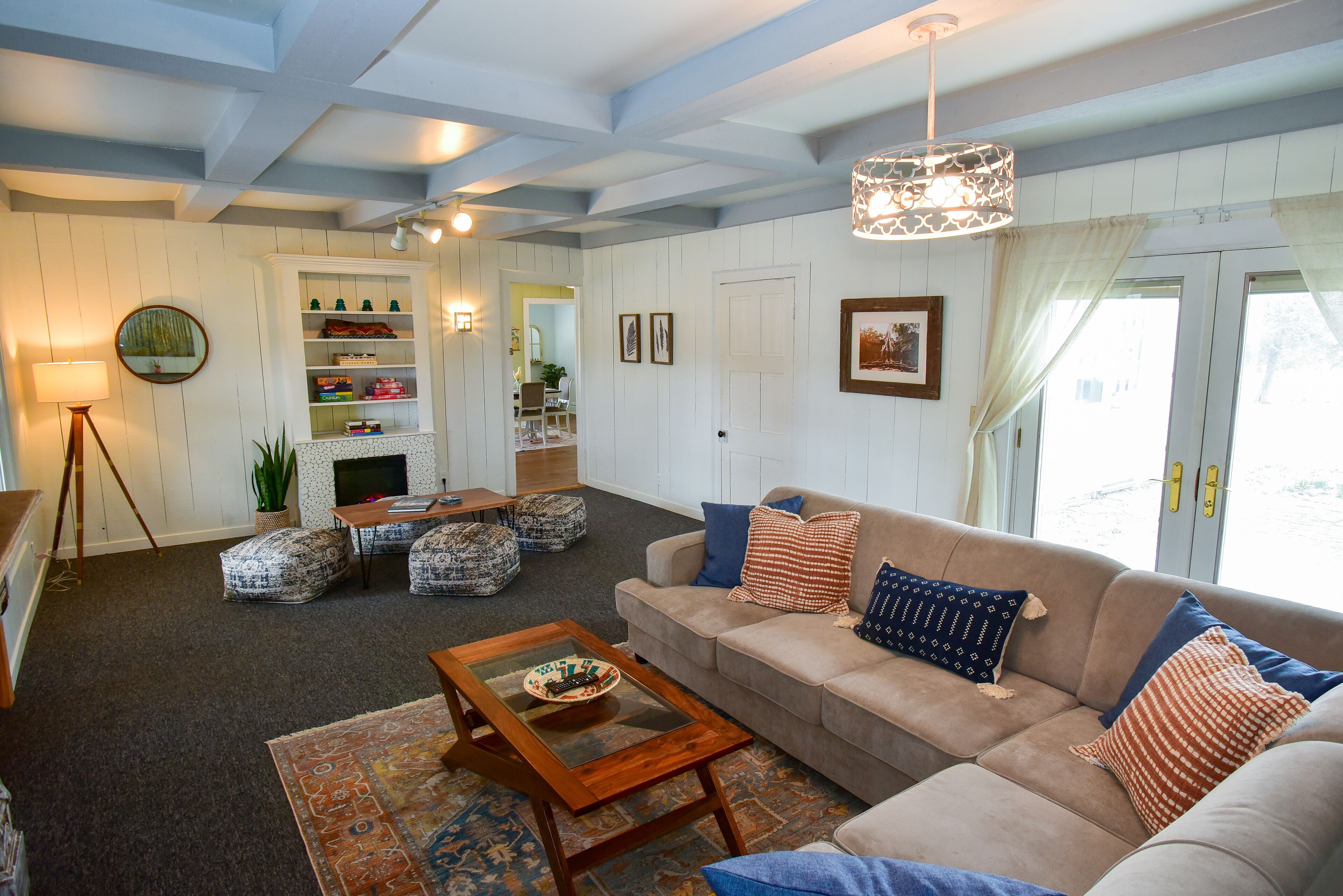 Cheerful Farmhouse near Saugatuck & Wineries