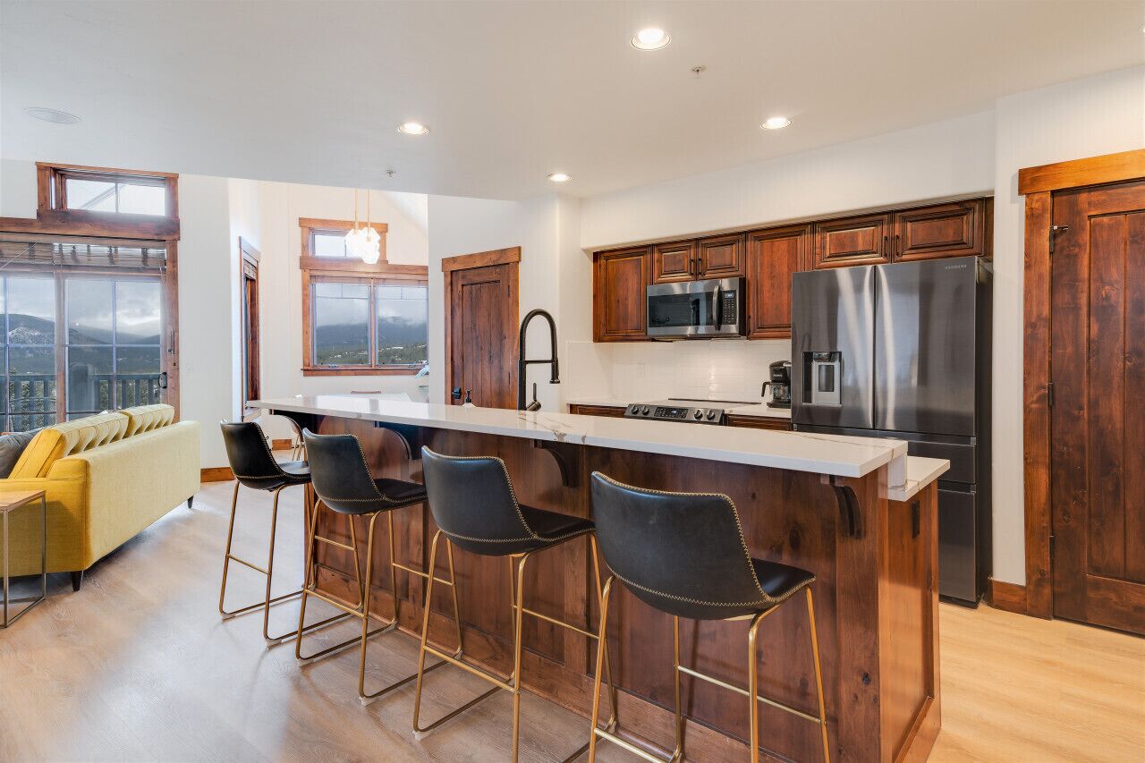 Modern Breckenridge Penthouse.  Ski-in/ski-out!