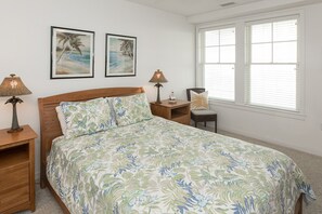 3 chambres, lit de bébé portatif, accès à Internet, literie fournie