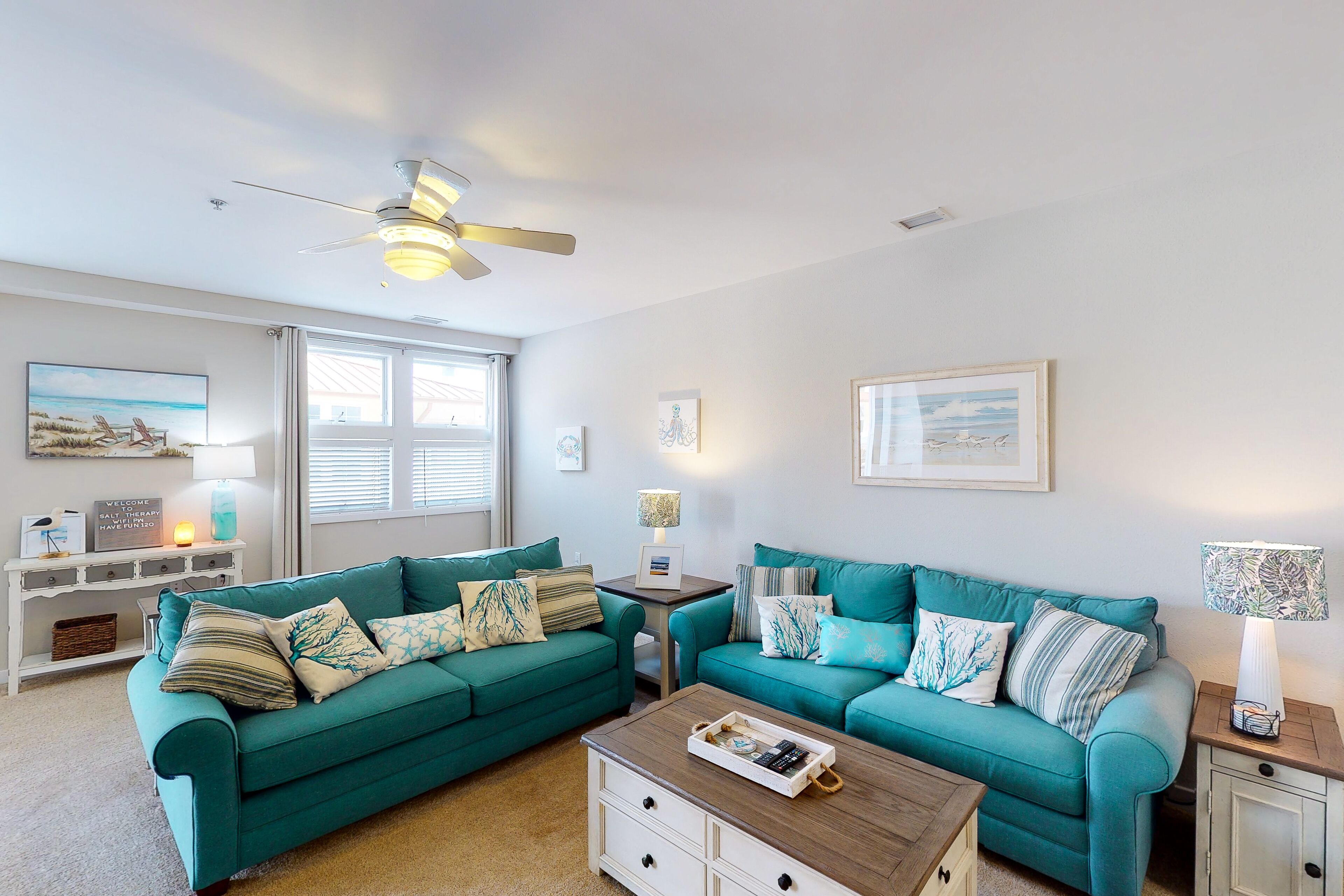 Sunny beach condo with private washer/dryer, WiFi, on-site pool & gym